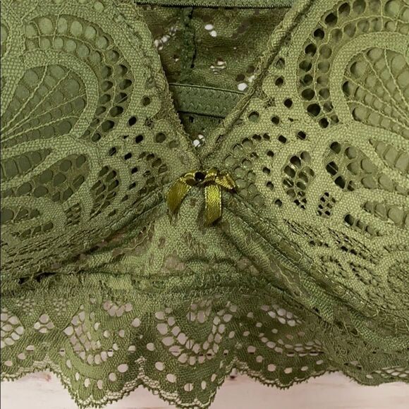 Rafaella Green Lace Bralette Adjustable Strap - Picture 4 of 13